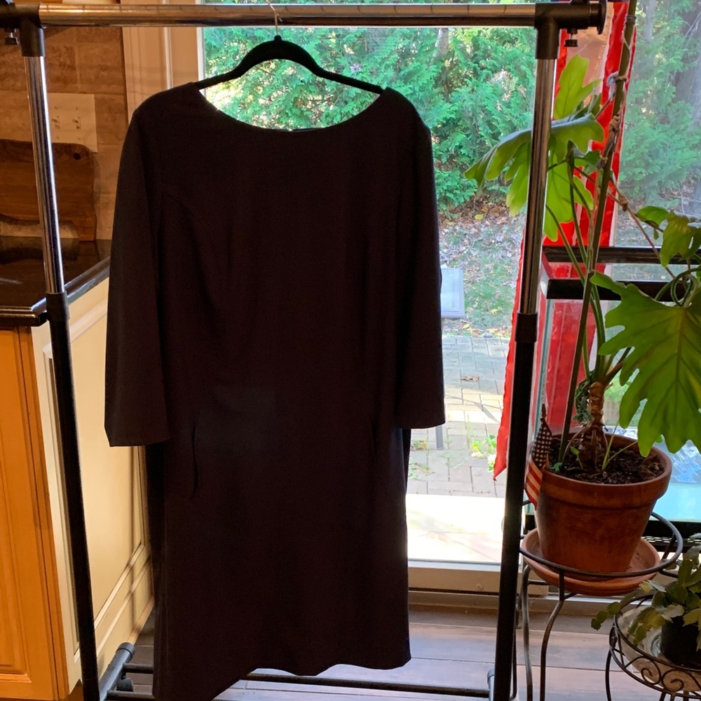 Tahari Arthur Levine Navy Zipper Back Dress. Front Pockets. Classic 18W